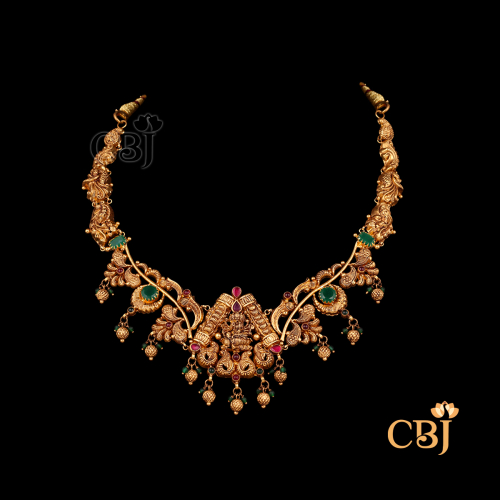 Front view of CBJ's 16 grams Antique lightweight short gold Necklace design