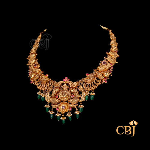 Front view of CBJ's 31 gram Antique lightweight gold Short Necklace Design