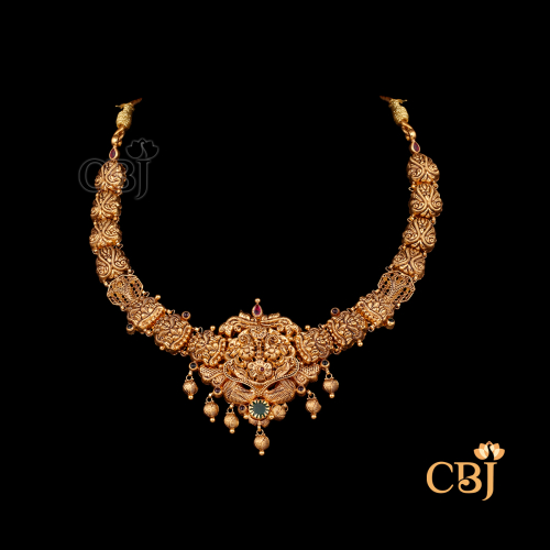 Front view of CBJ's 14 gram Antique lightweight gold Necklace Design