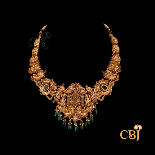 25 grams Antique Lightweight gold Necklace Design shown as a textured gold necklace with antique finish, detailed patterns, and close-fitting neckline style.