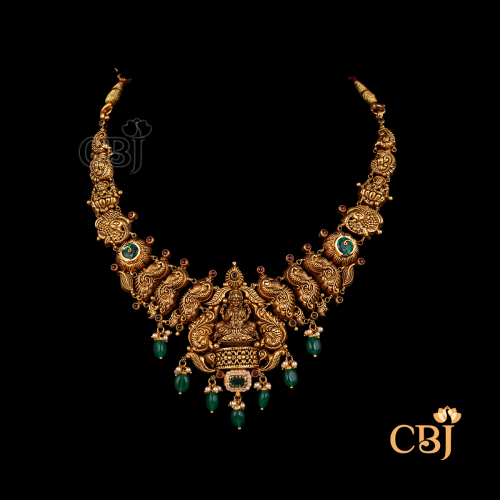 Antigue Short Necklace 9