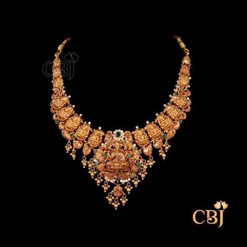Antigue Short Necklace 10