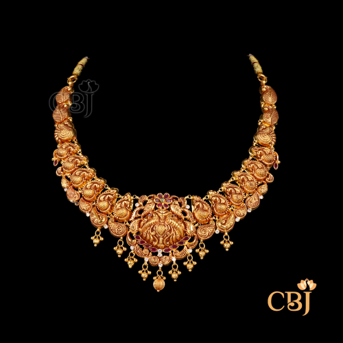Antigue Short Necklace 13