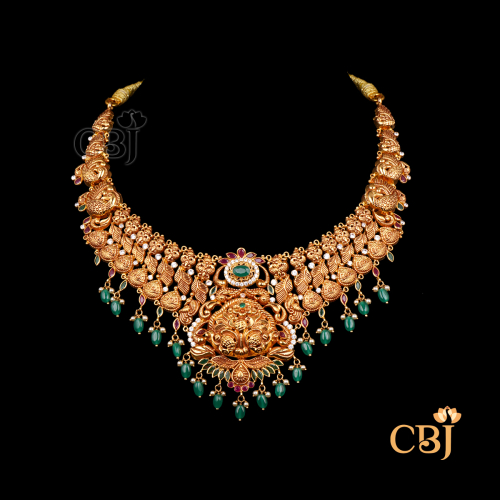 	Antigue Short Necklace 19