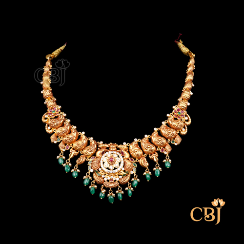 	Antigue Short Necklace 20