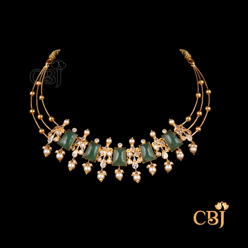 	Antigue Short Necklace 38