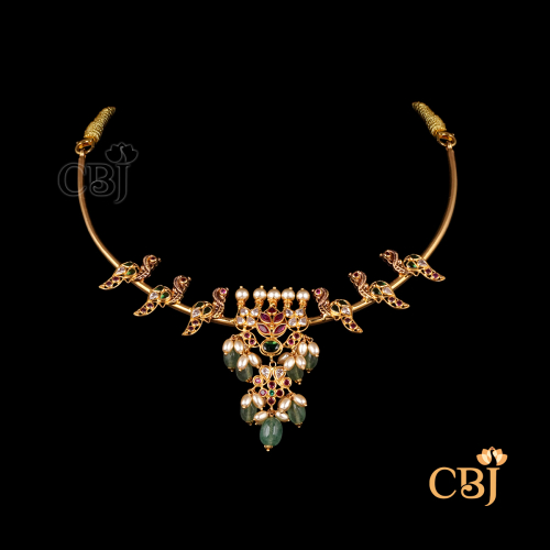 	Antigue Short Necklace 39