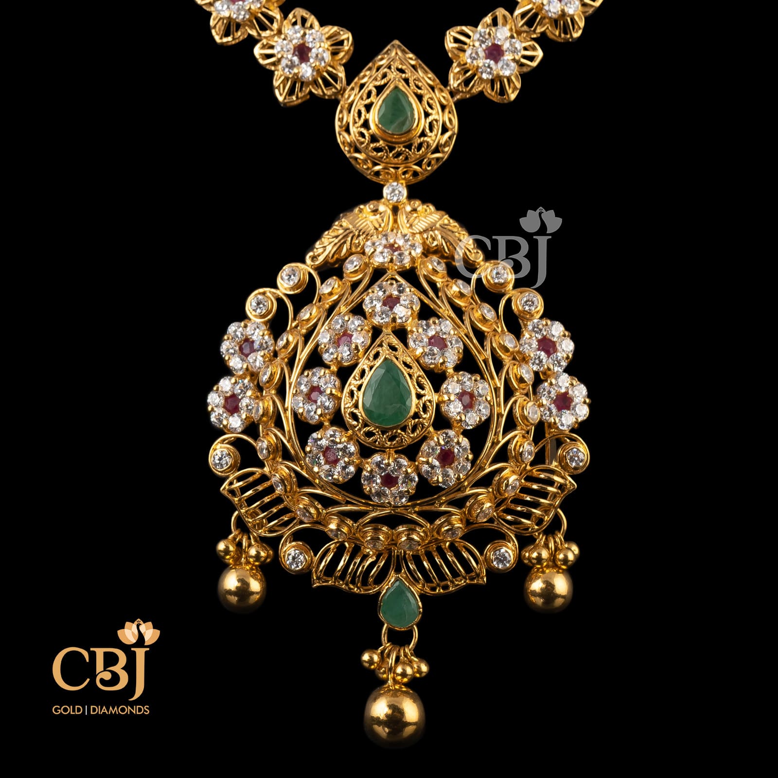 gold zirconia necklace
