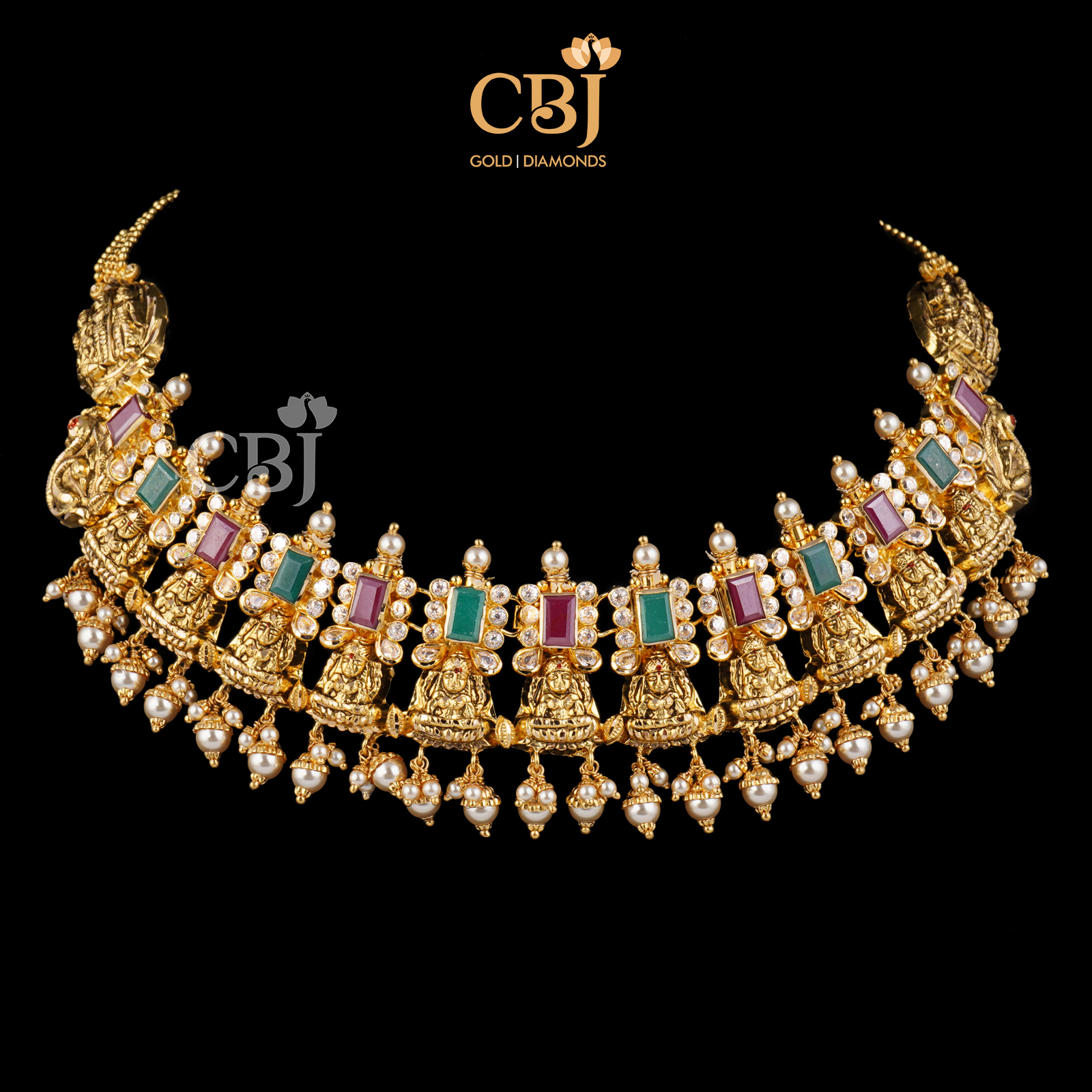 u shape gold necklace