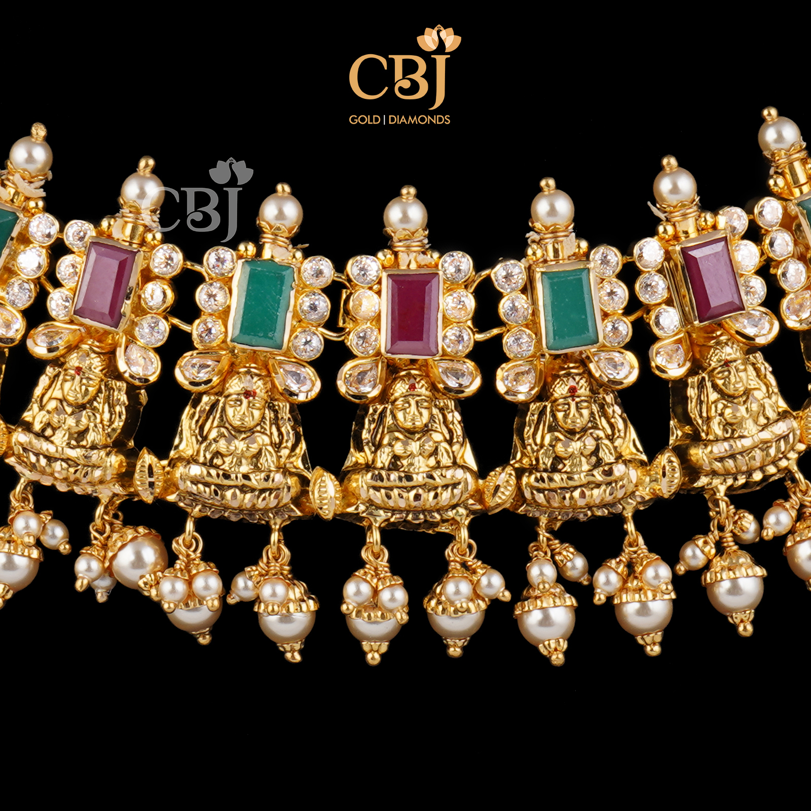 u shape gold necklace