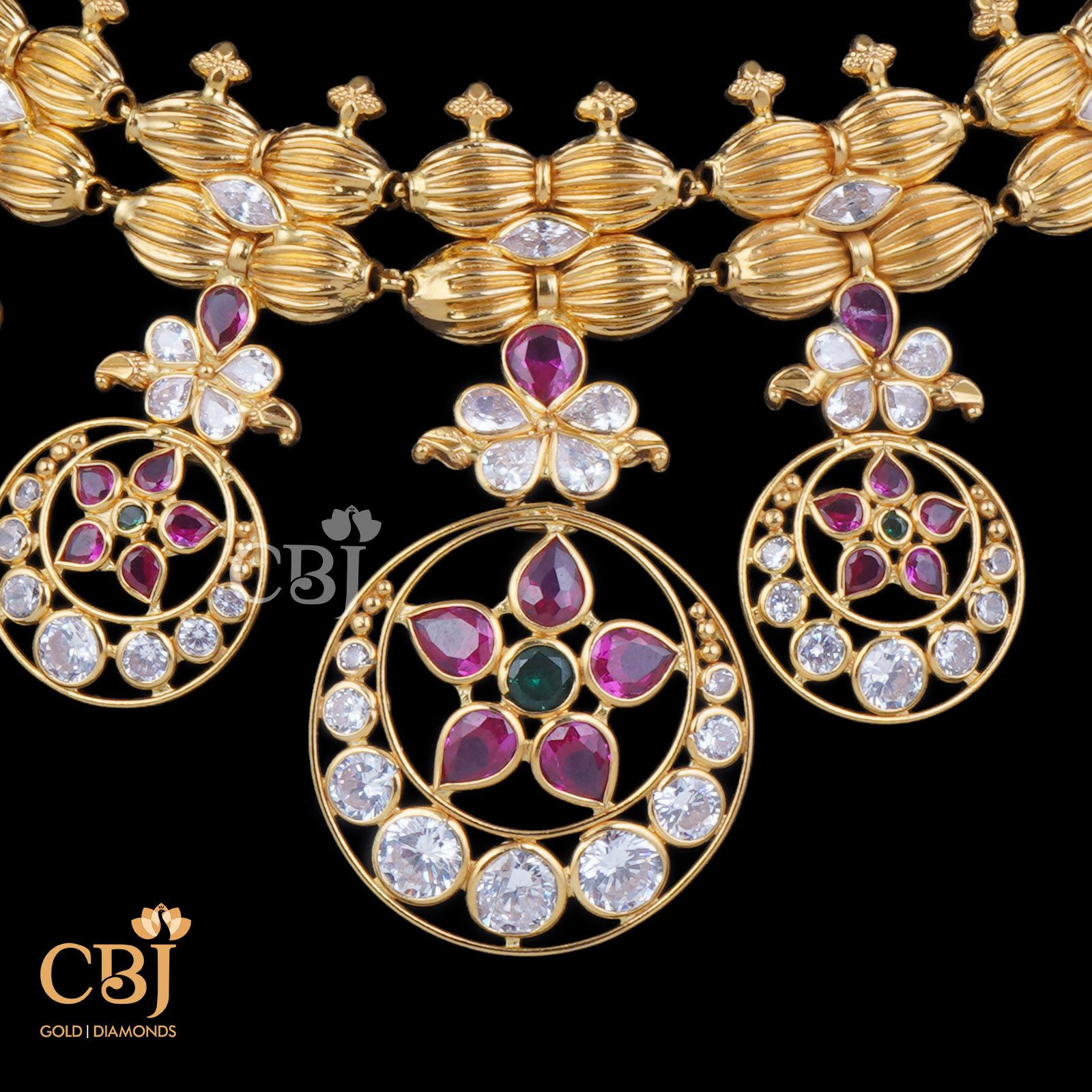 Contemporary Ultra Lite Wt Necklace Set