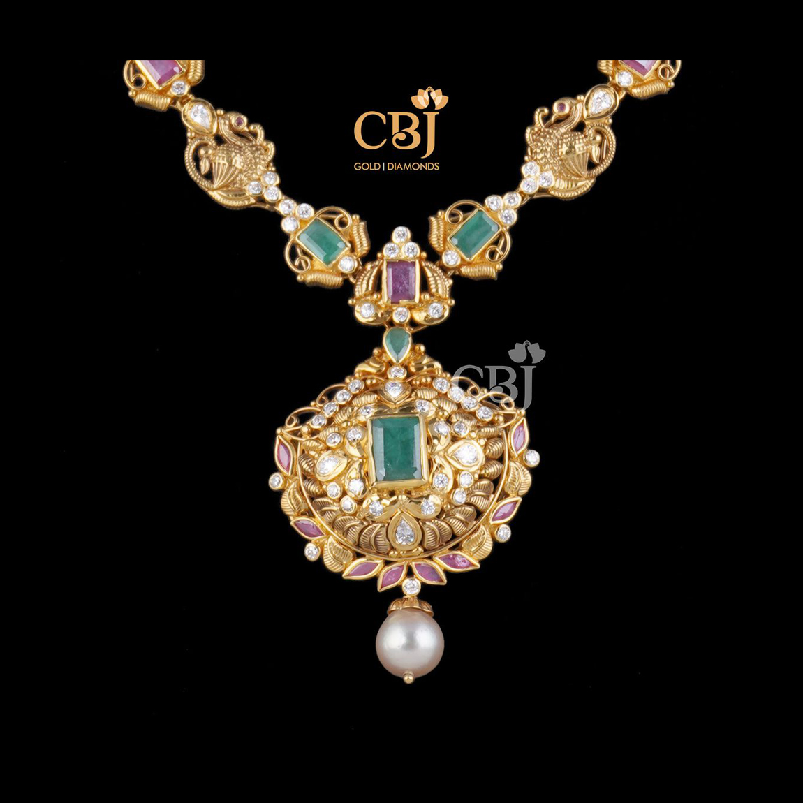 small gold necklace designs