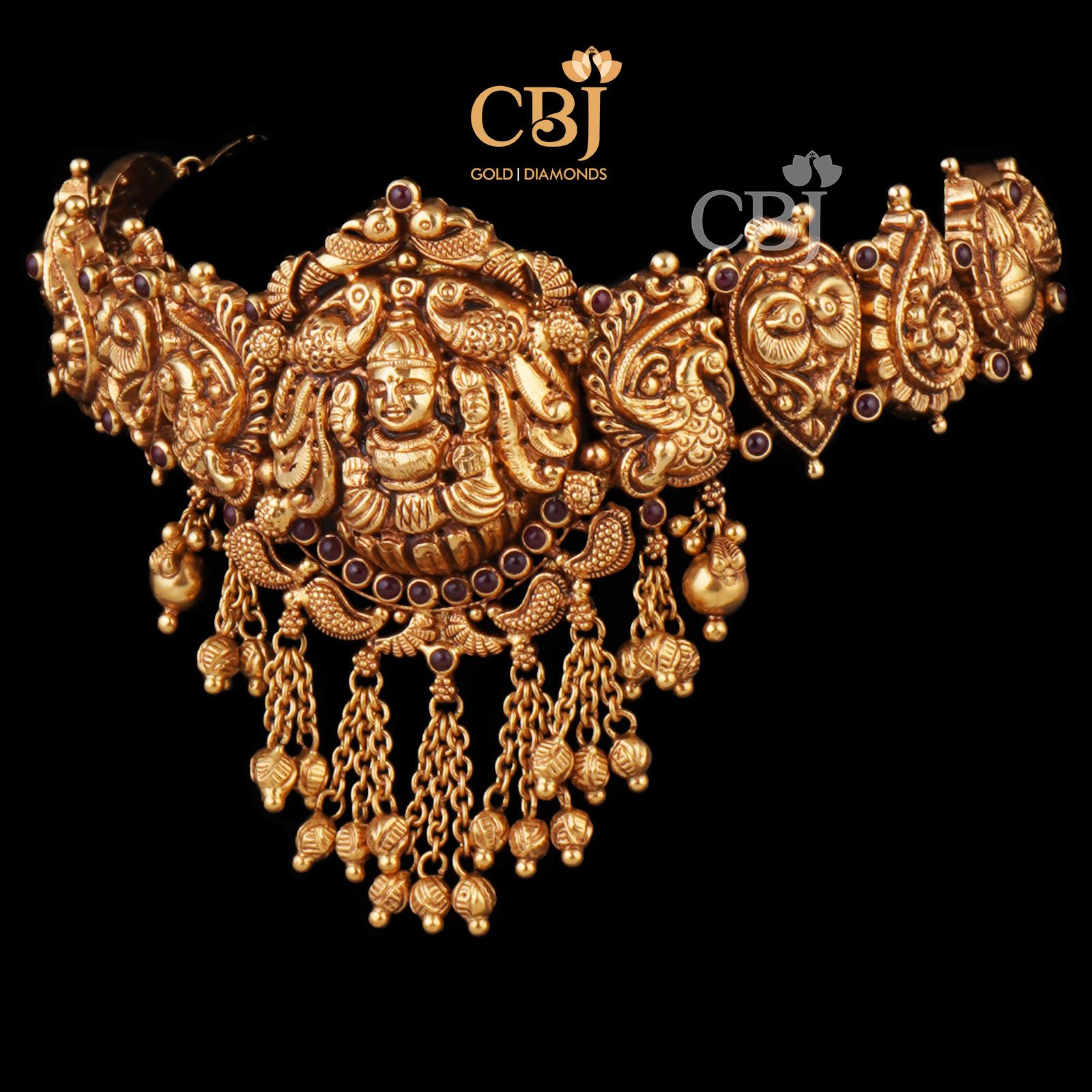 short antique choker necklace