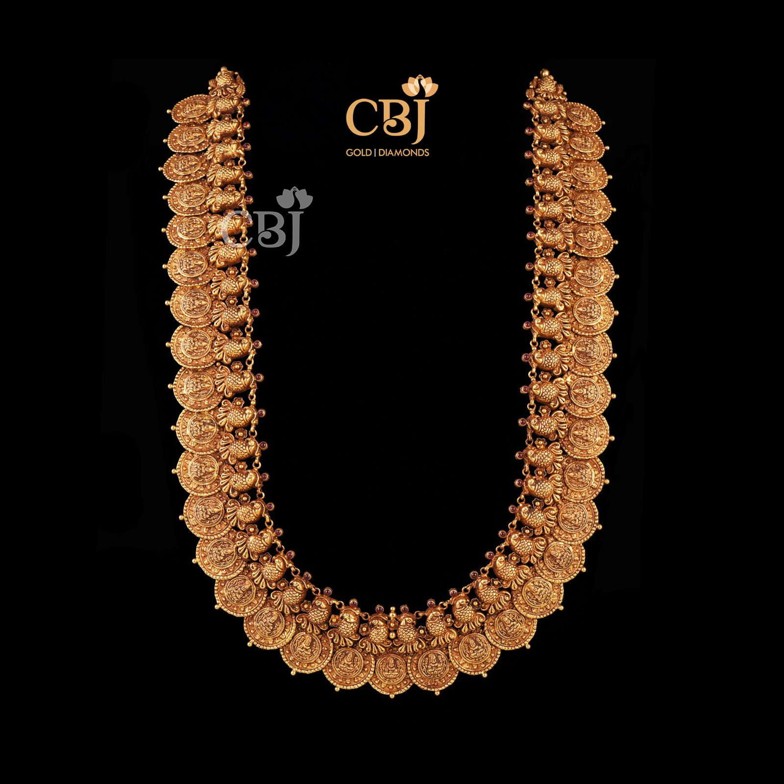 An antique Kasumala detailed to perfection
