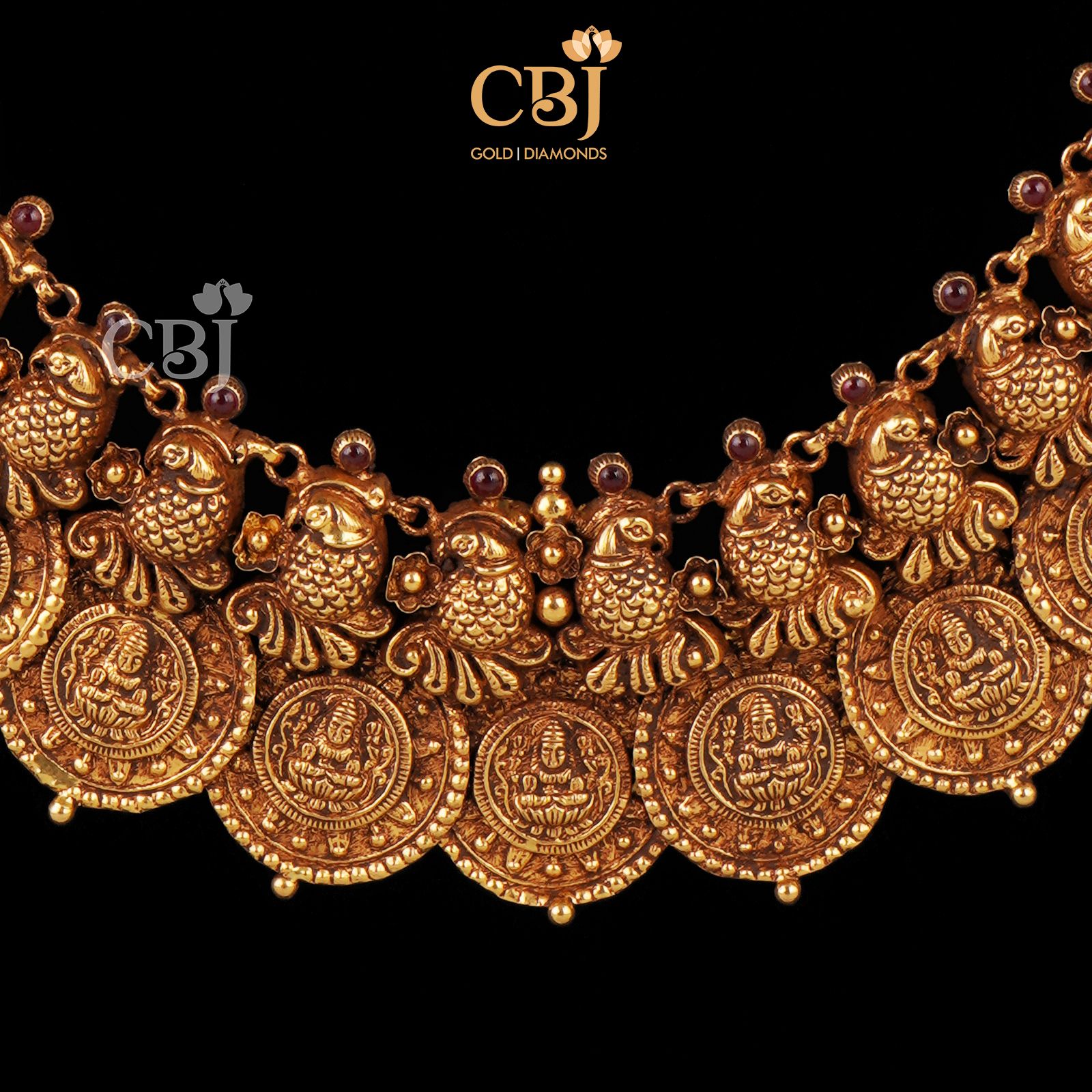 An antique Kasumala detailed to perfection