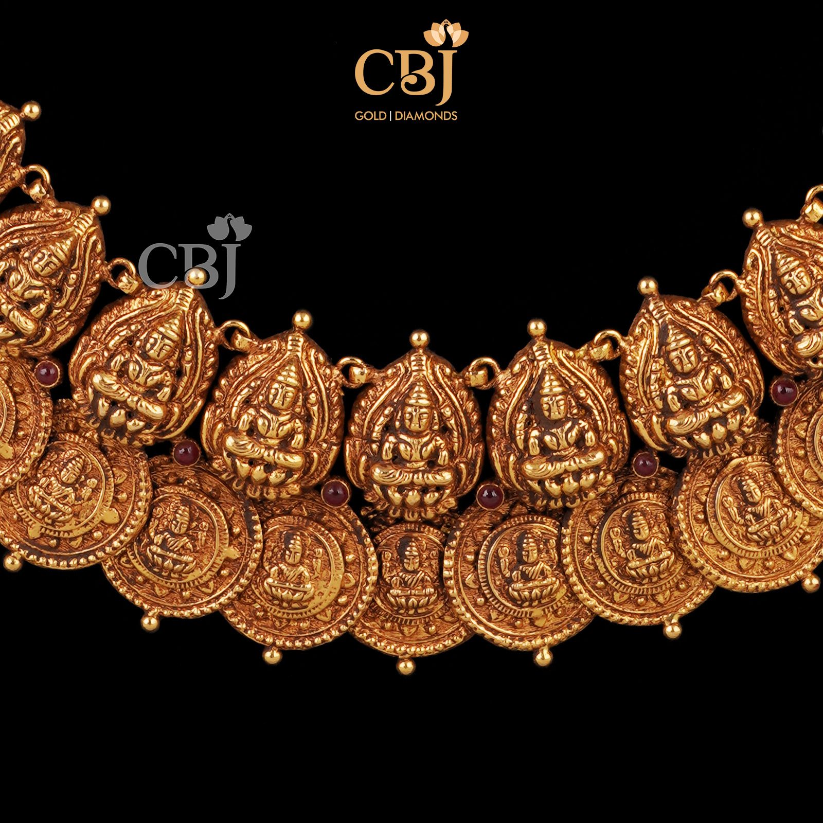 This Mahadevi Kasumala is an unparalleled precision design from the house of CBJ. Each Kasu is designed in perfect symmetry to perfectly scale the design in whole. A garland for festivals and occasion