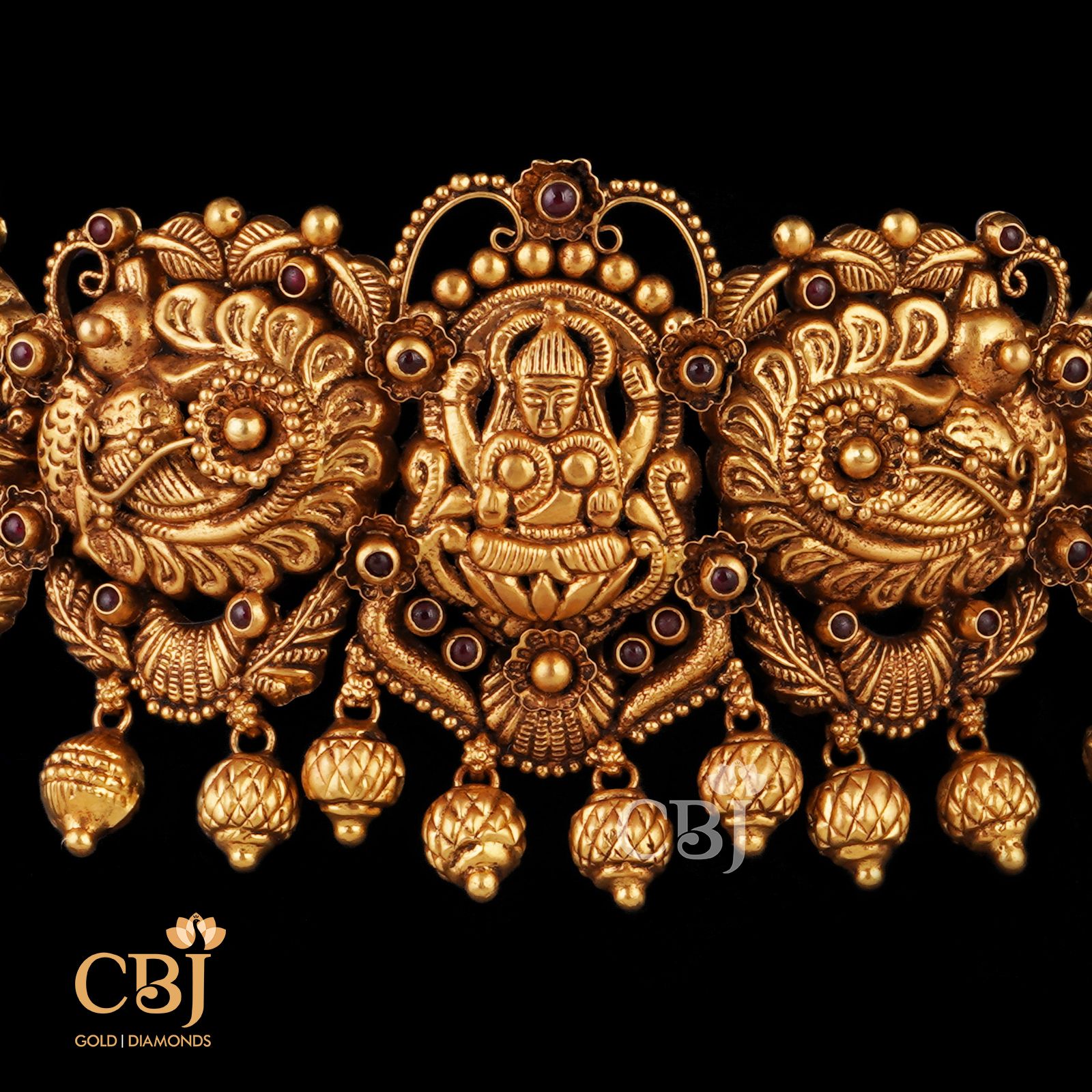 Malini Bajuband Cum Choker