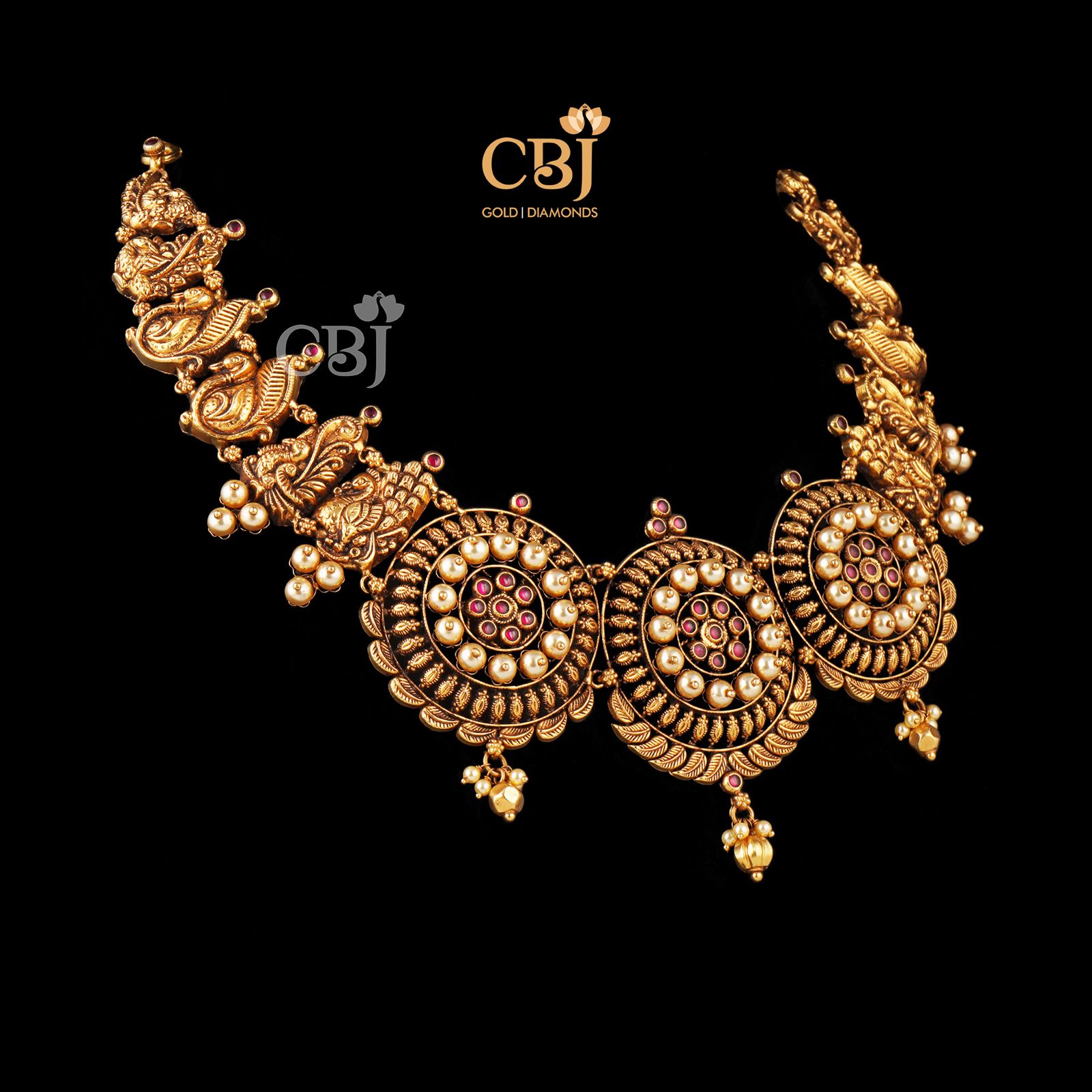 antique short gold necklace