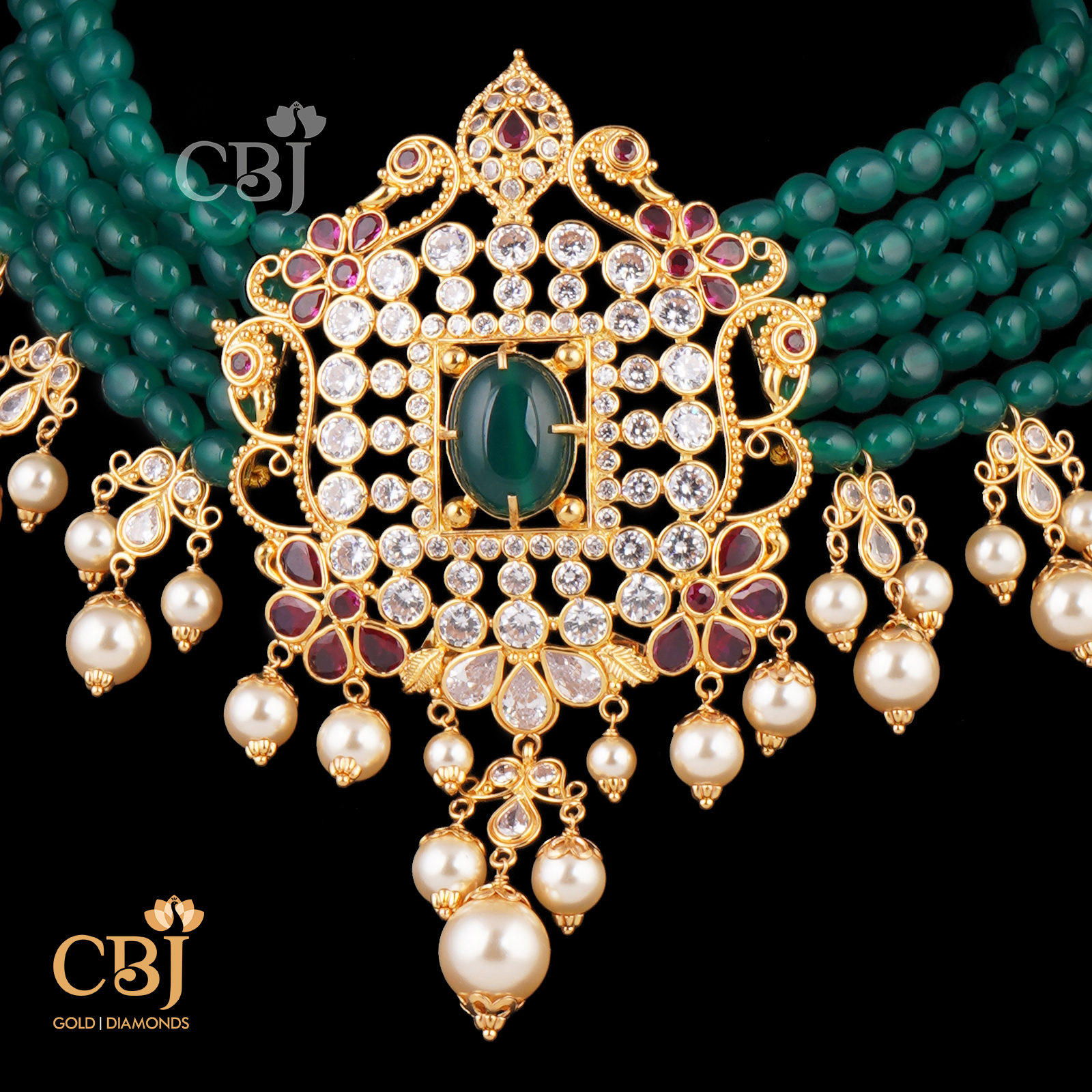 Emerald stones and beads threaded together to perfection.