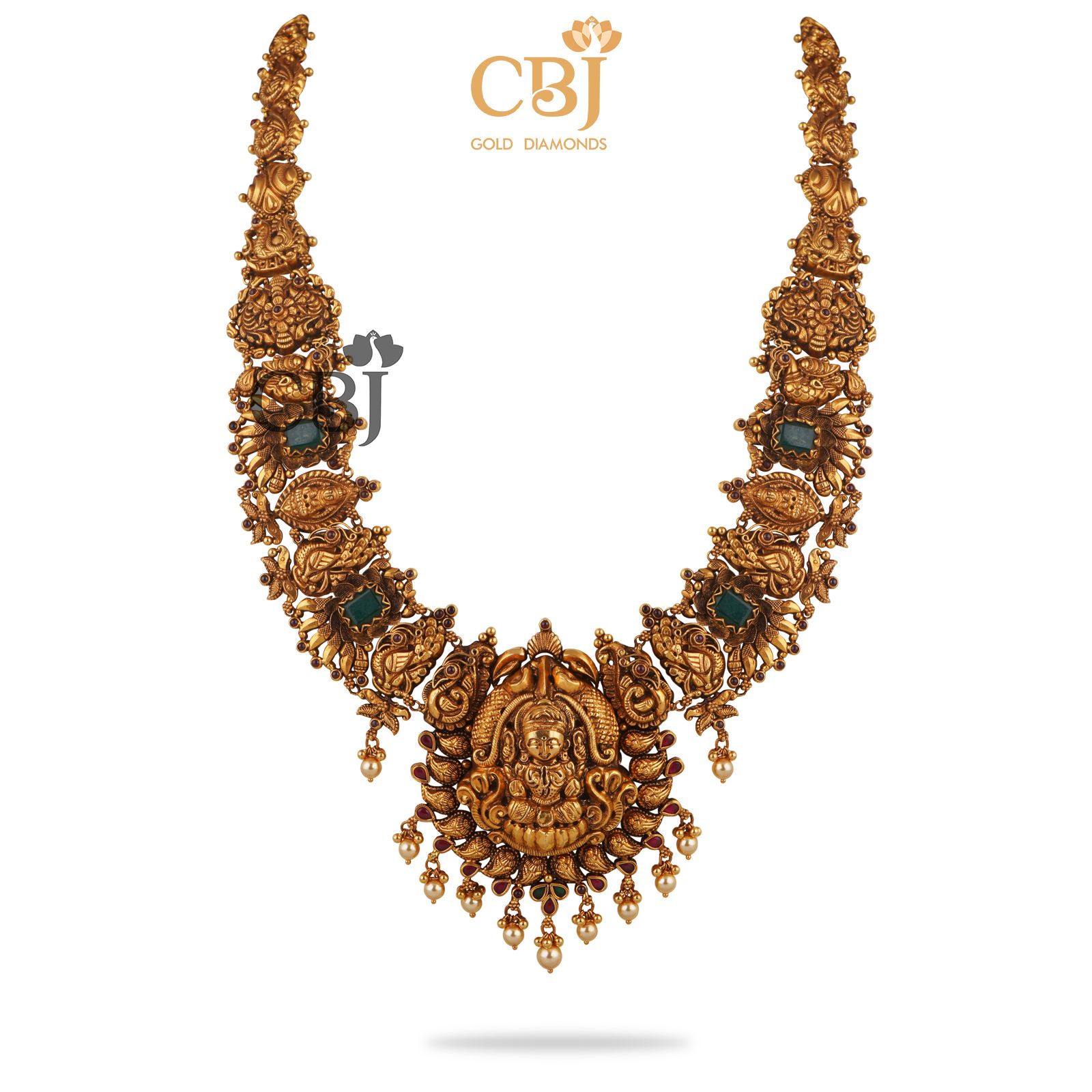 This antique semi long necklace depicts the excellence in our workmanship. A perfect blend of ruby
