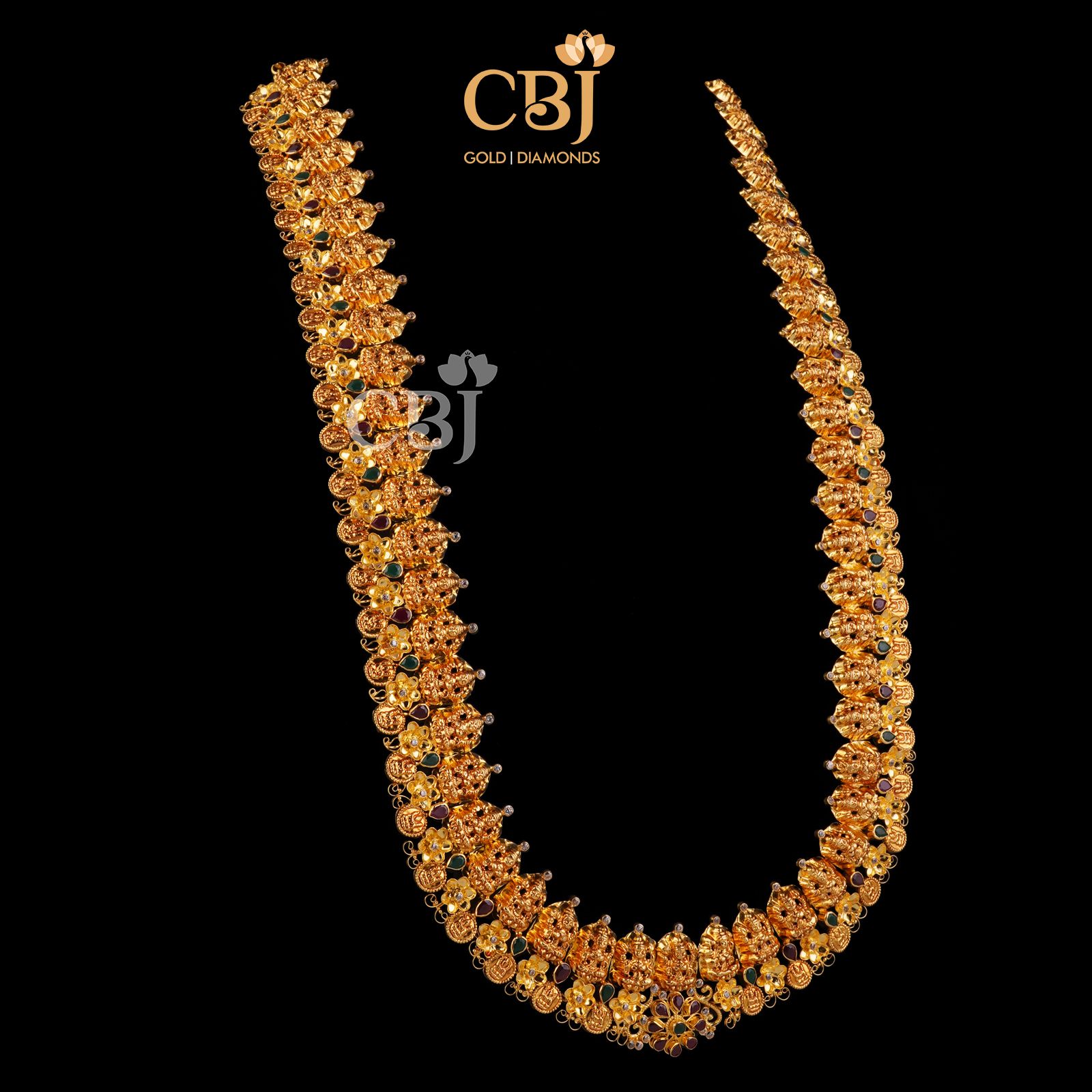 A stunning kasumala that defines grandeur at every glance.
