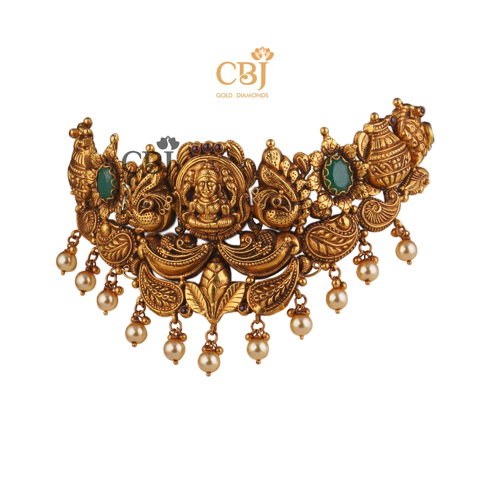 This antique nakashi designer choker is nothing but elegance made visible.