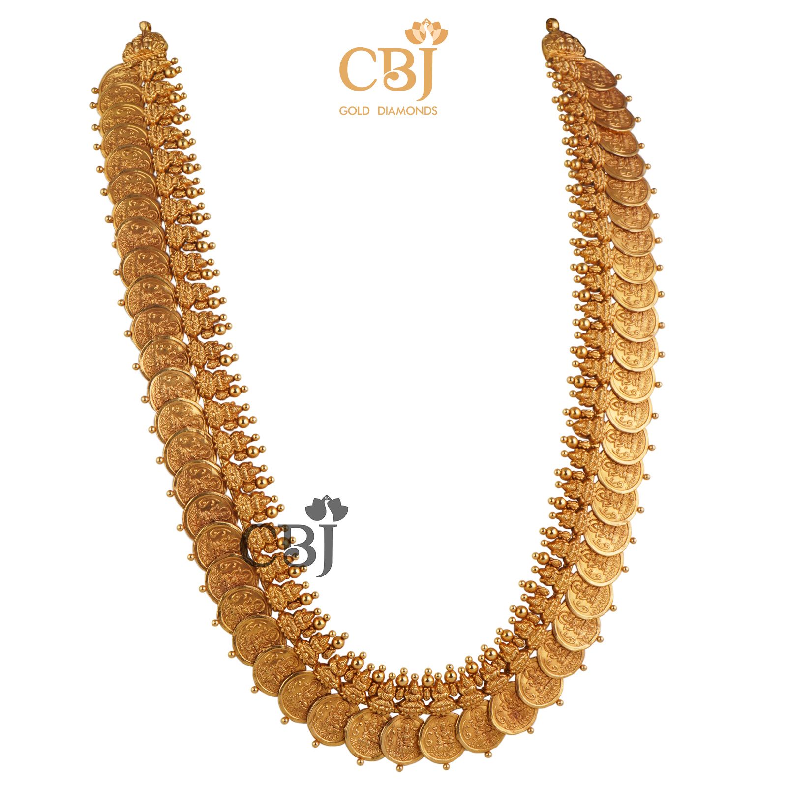 A classic traditional wear never goes out of trend. Antique and timeless Lakshmi Kasumala for brides.