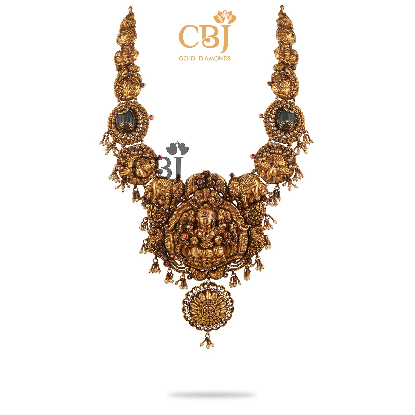 Opulence in design. A grand bridal nakashi haar for the big day.