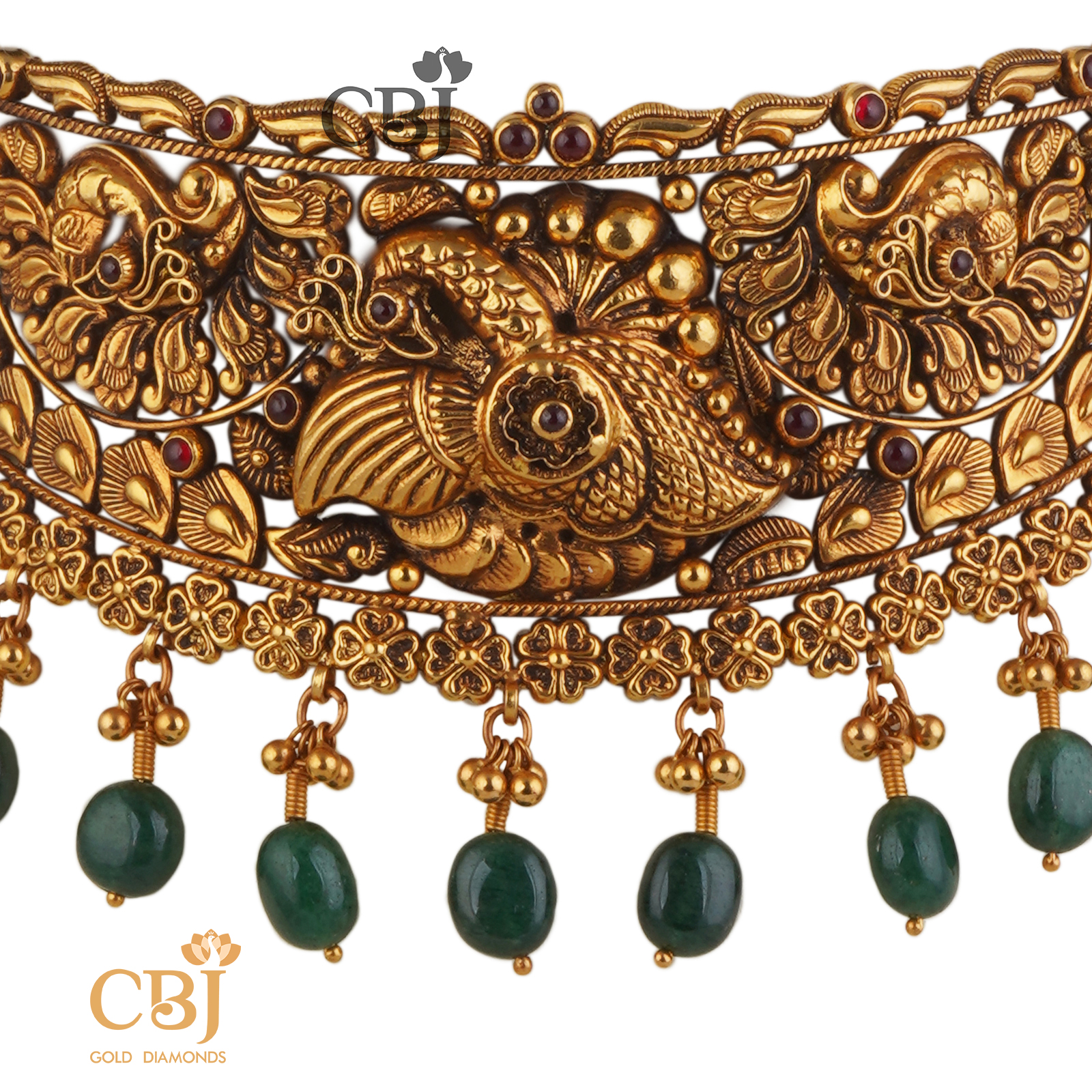 Designed for divine and desirable looks. Mayuri Nakashi Choker with Emerald Drops.