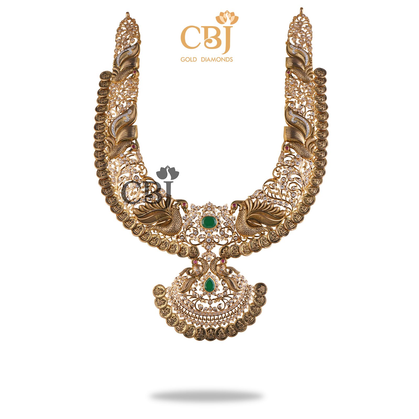 A designer U Haram with Lakshmi Kasu. A perfect designer finish that only comes with years of expertise in crafting.