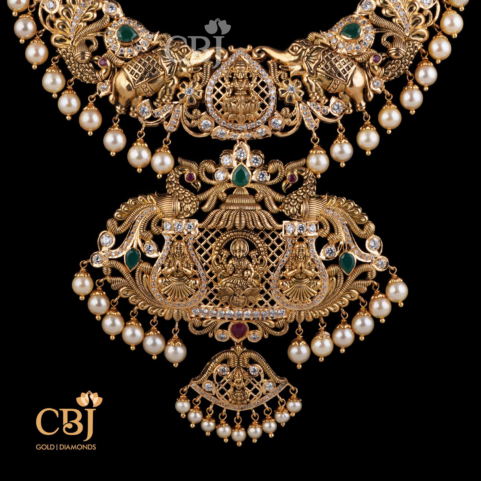 Add grace to your outfit with this grand CZ pachi U haram. A stunning design with a suspended centrepiece.