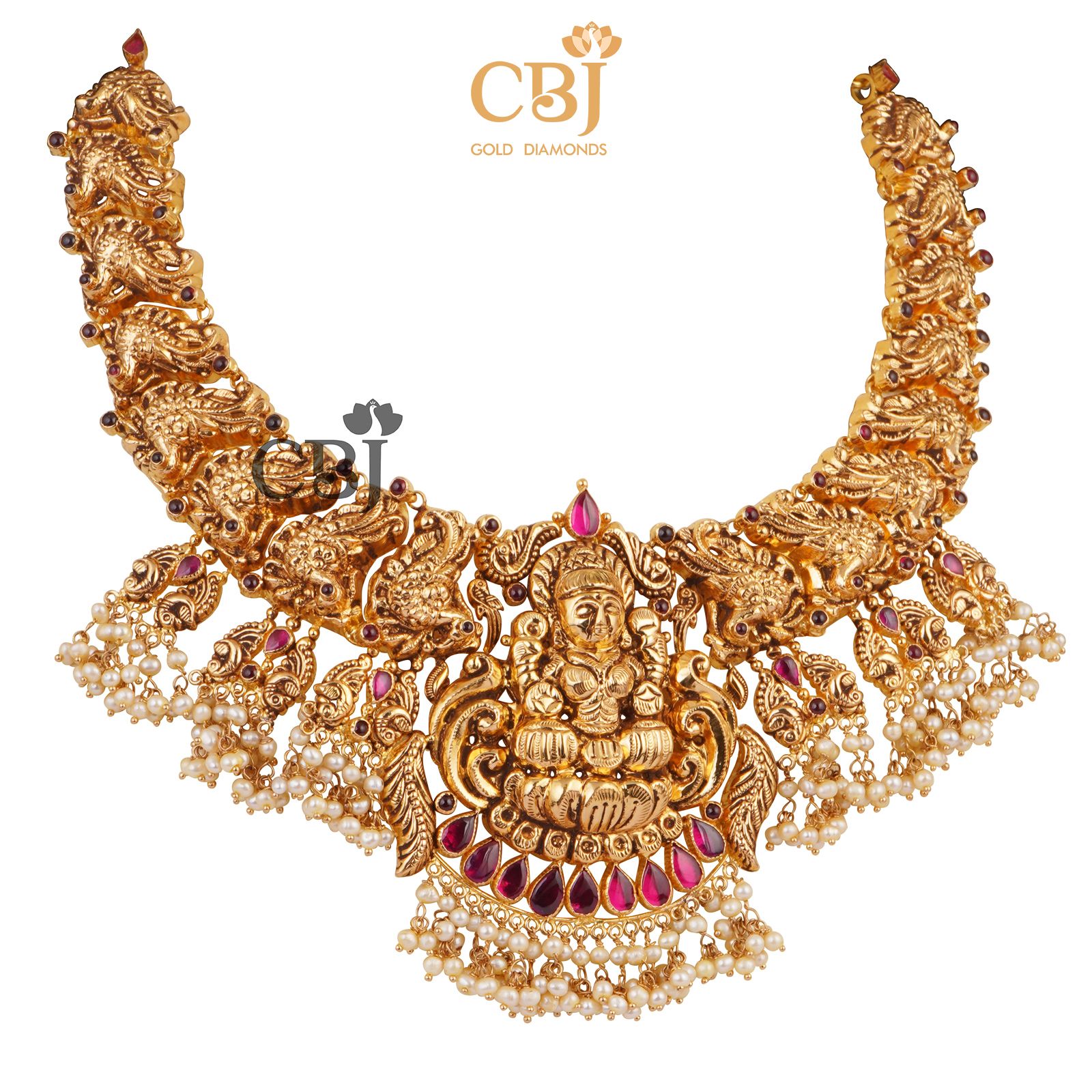 Light weight nakashi necklace with micro pearl drops.