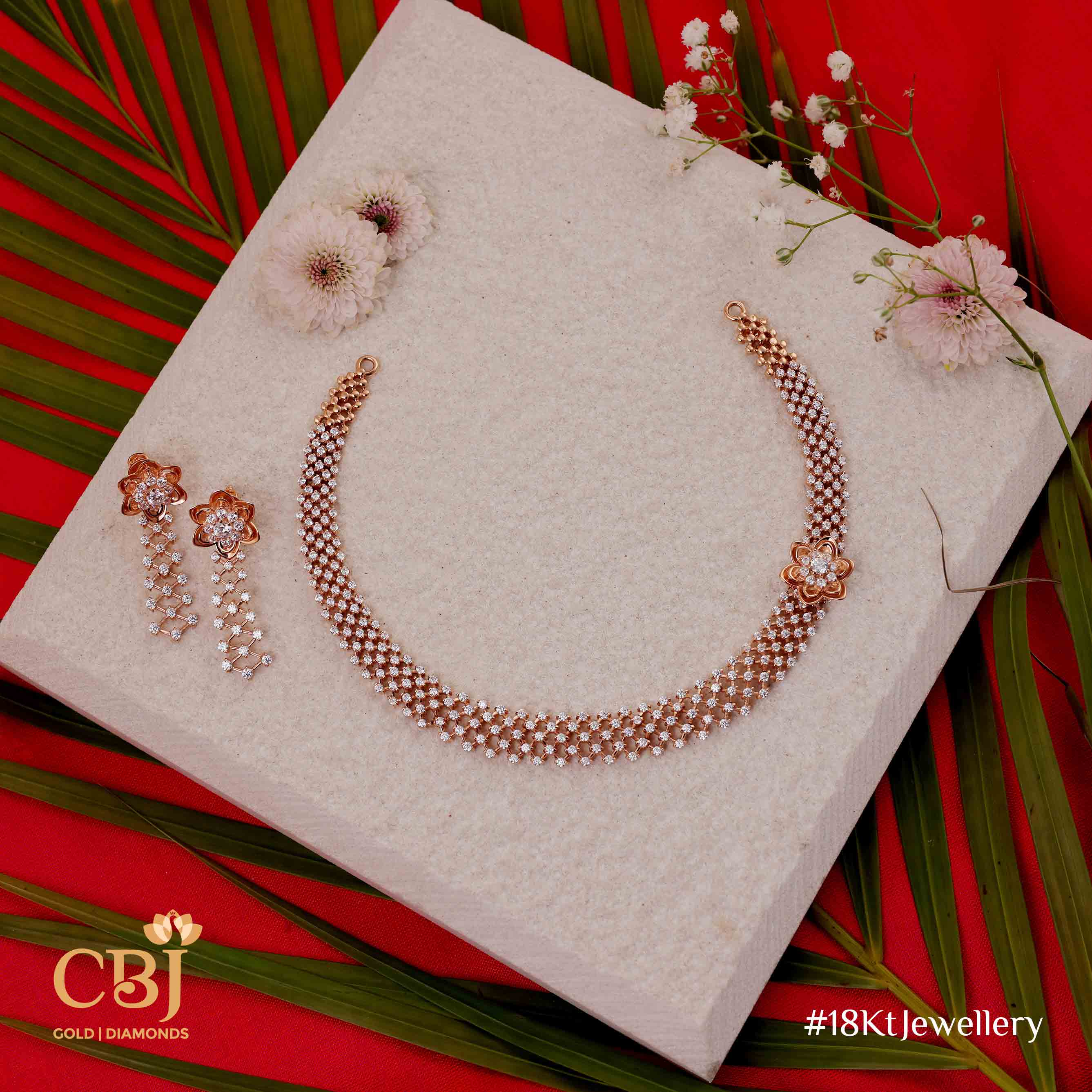 Gold is a mood or rather a form of sophistication. What is it for you?  Designer sets made from 18kt gold.
