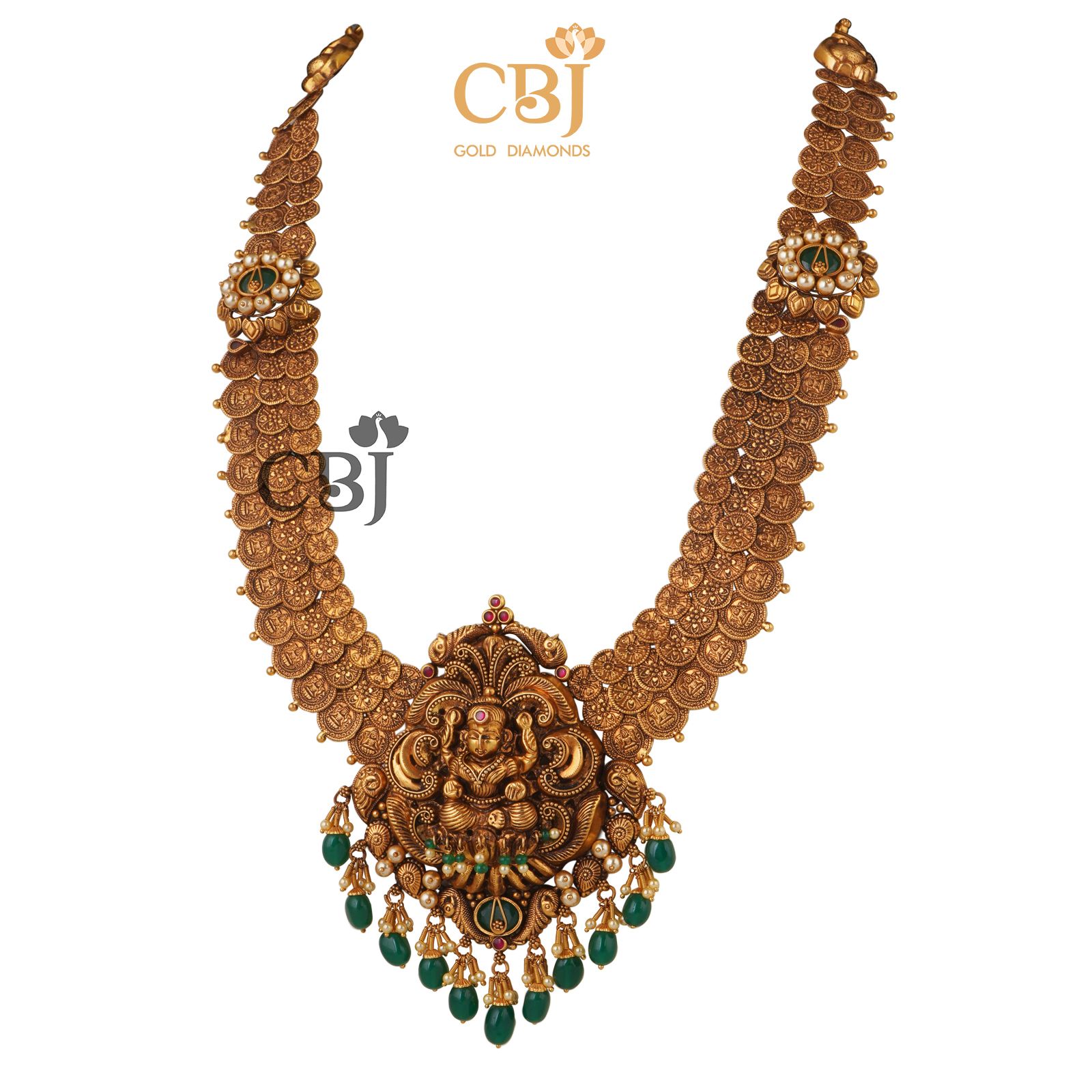 A supremely stunning antique design studded with kasu throughout; featuring an amazing centrepiece.
