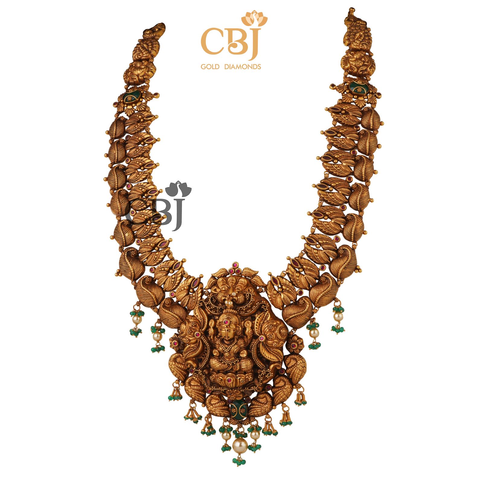 A stunning design enchantment casted by pure 22k gold. A truly antique nakashi haram with a stunning finish.