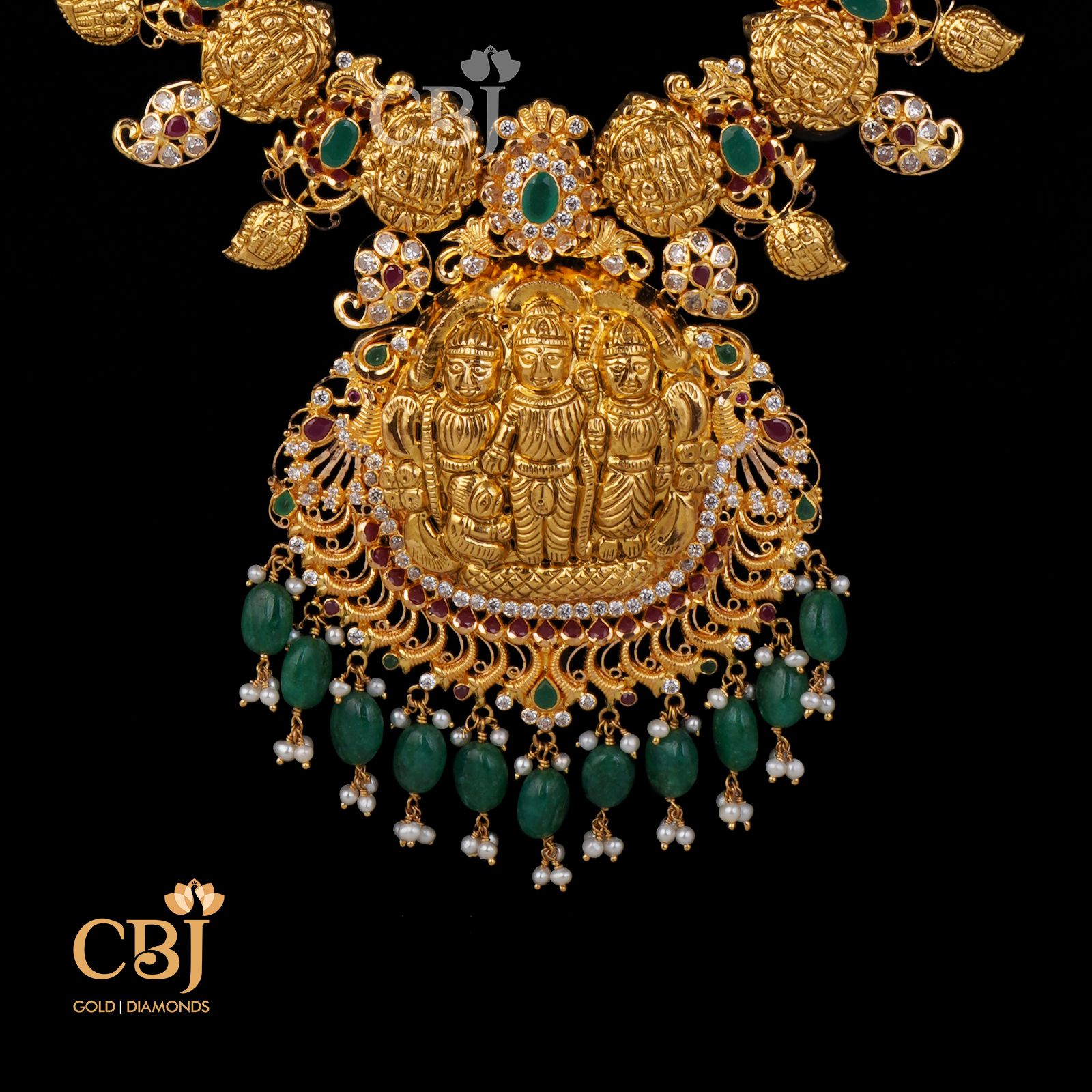 A truly traditional haram studded with rubies and emeralds.