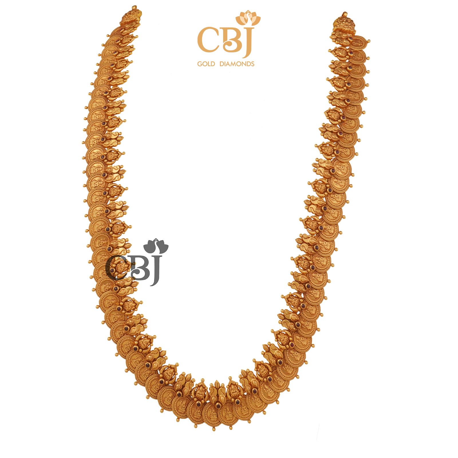 Antique kasu perfectly aligned in symmetrical fashion to give an enhanced elegant look.