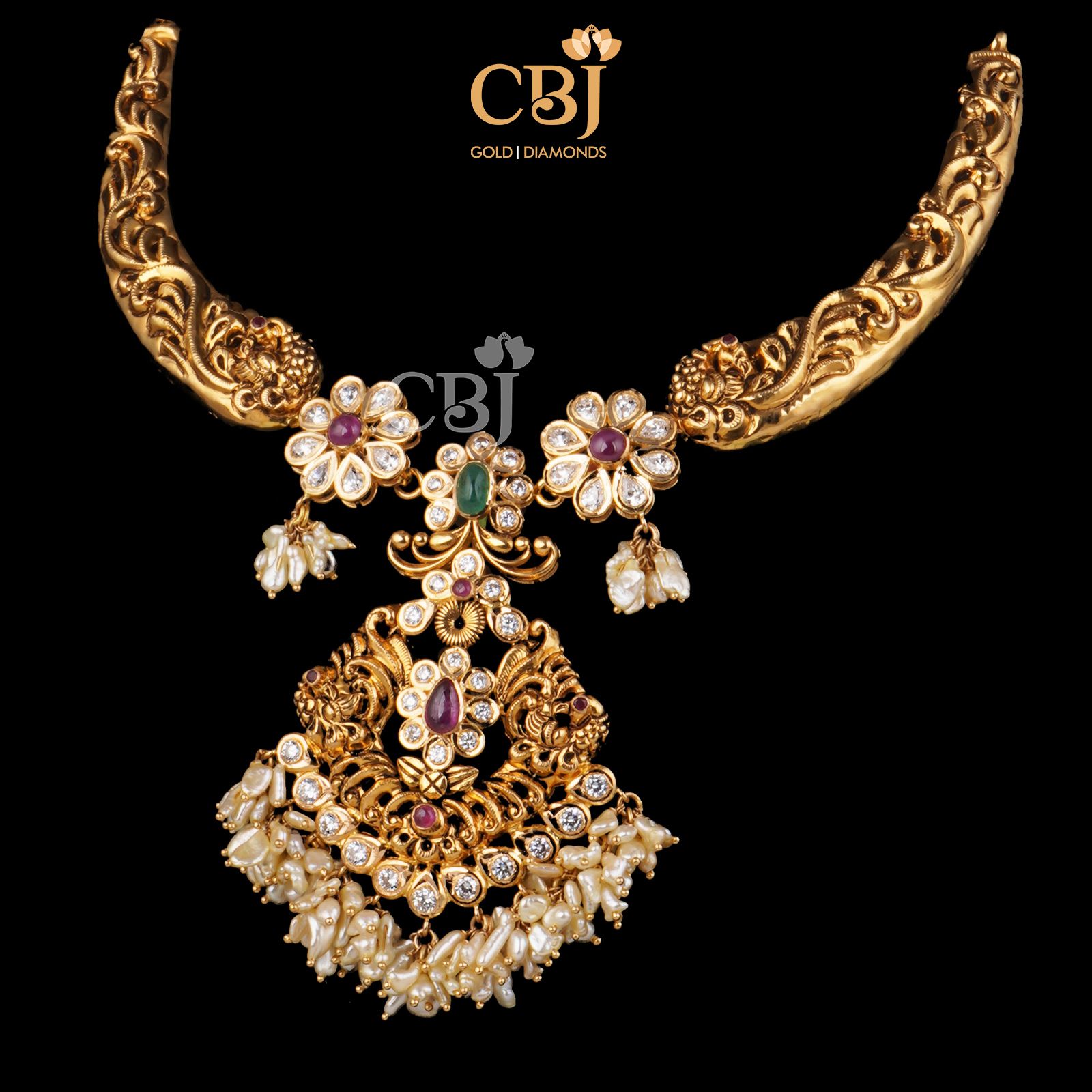 A one of a kind Kante featuring stones in CZ pachi style.