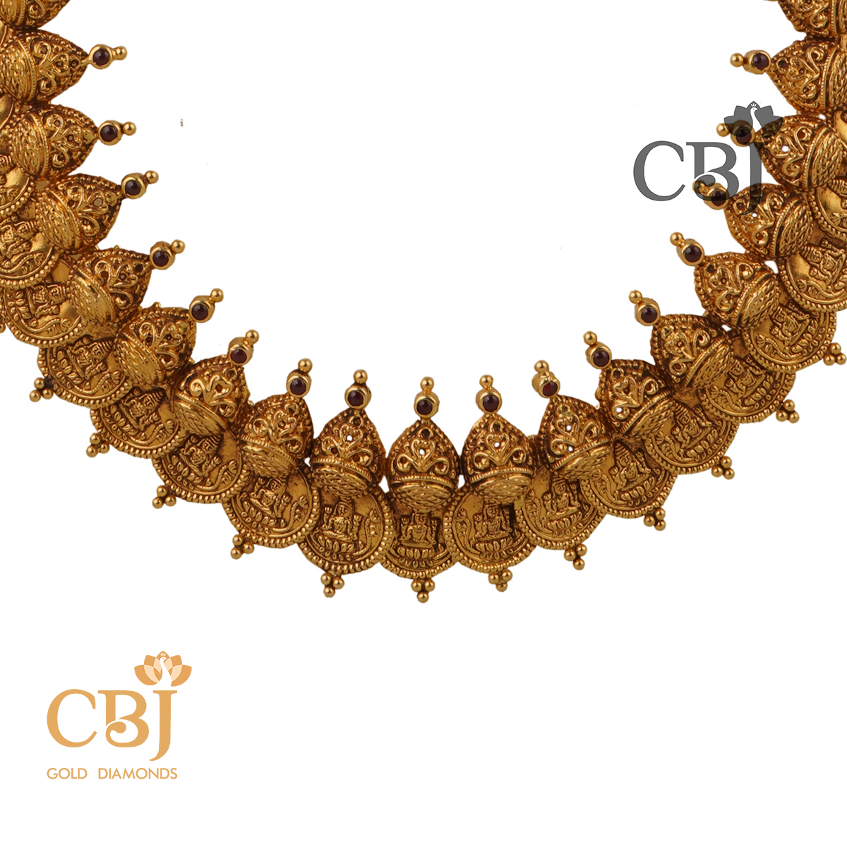 A long grand antique kasumala studded with ruby potas.