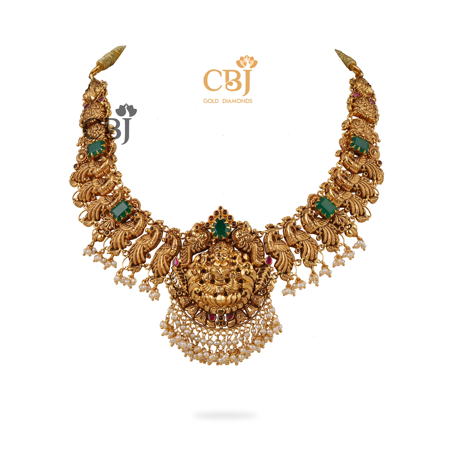 Traditional antique light weight necklace featuring micro-pearls.