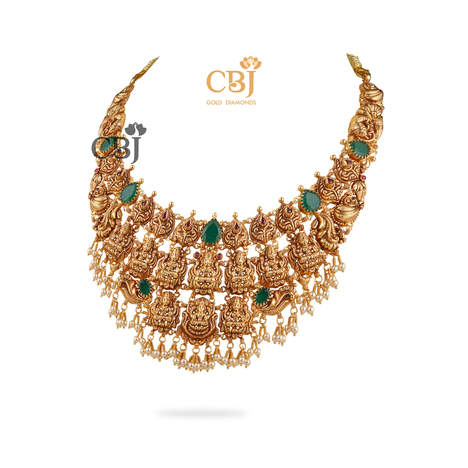 A 3 step antique lightweight design symmetrically decorated with emerald stones.