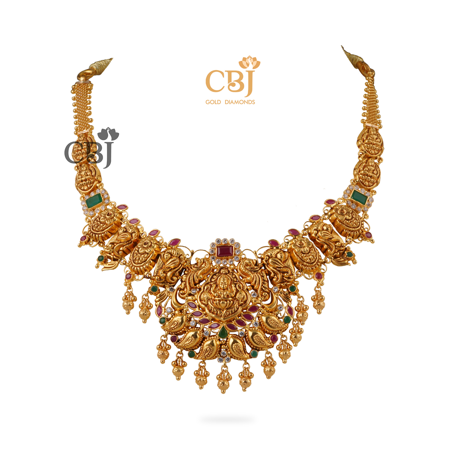 A traditional antique necklace ideal for festivals. 