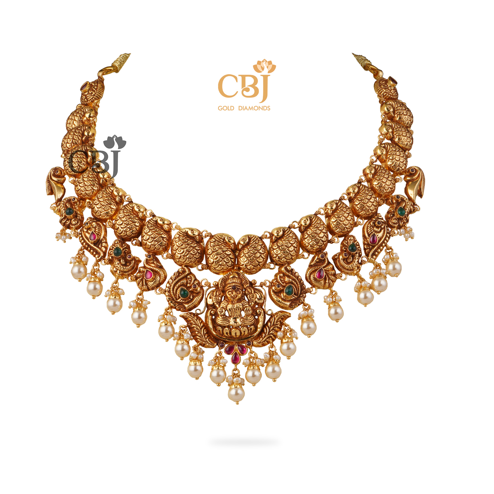 Pearls add a shiny touch to this subtle antique light weight nakashi necklace.