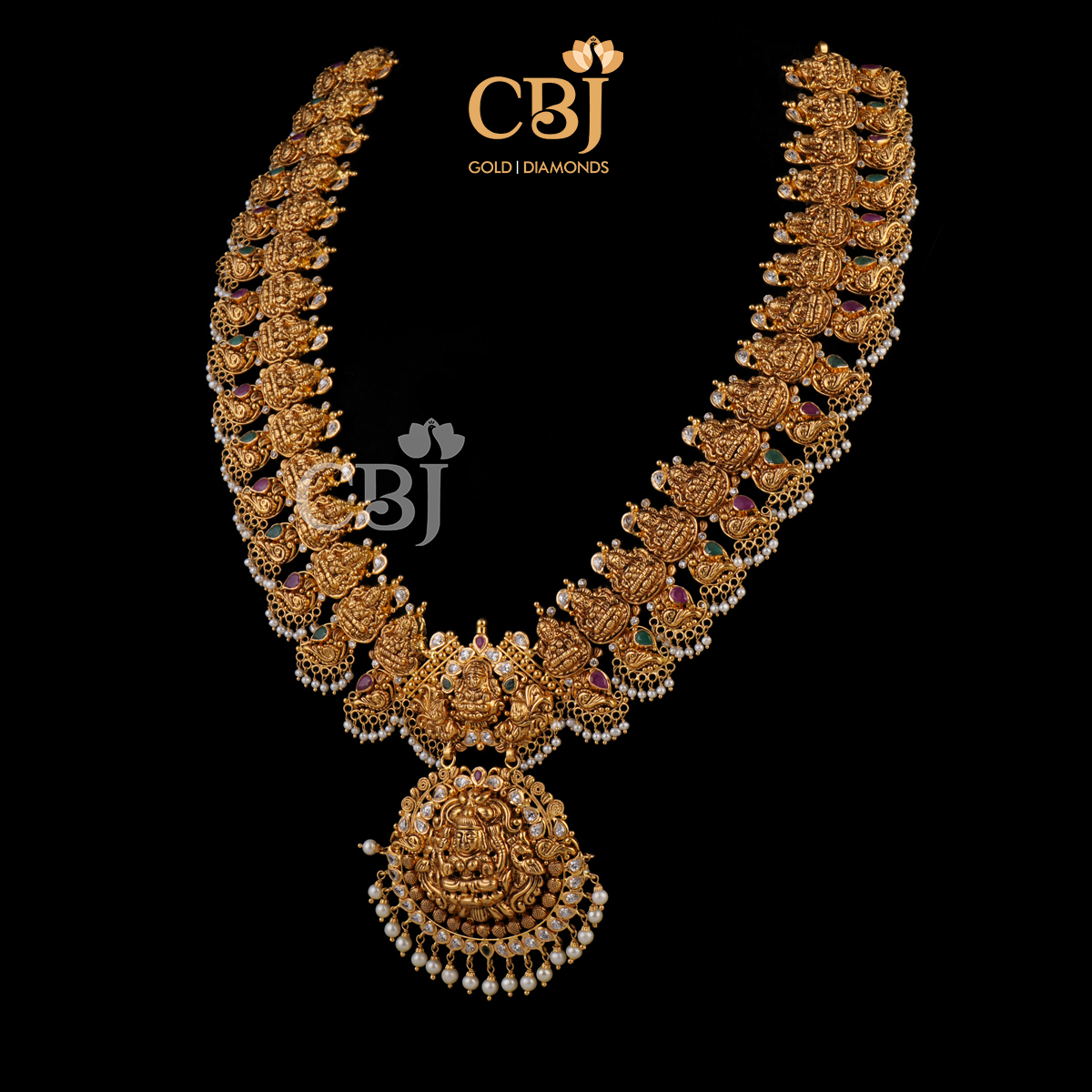 An antique mango haram featuring rubies