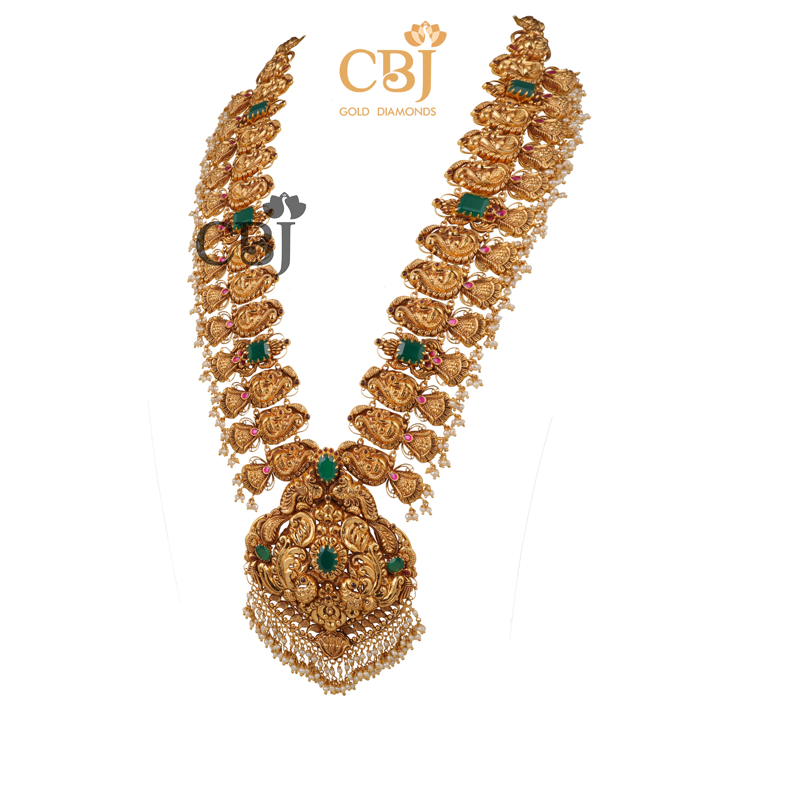 Nakashi haram featuring emeralds