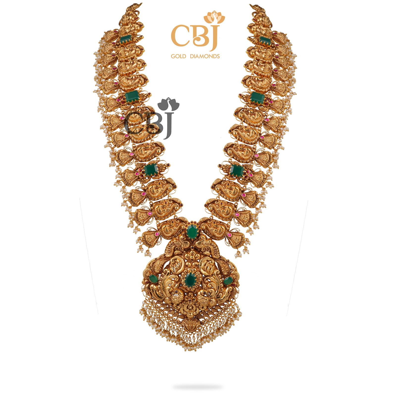 Nakashi haram featuring emeralds, pearls and ruby potas.