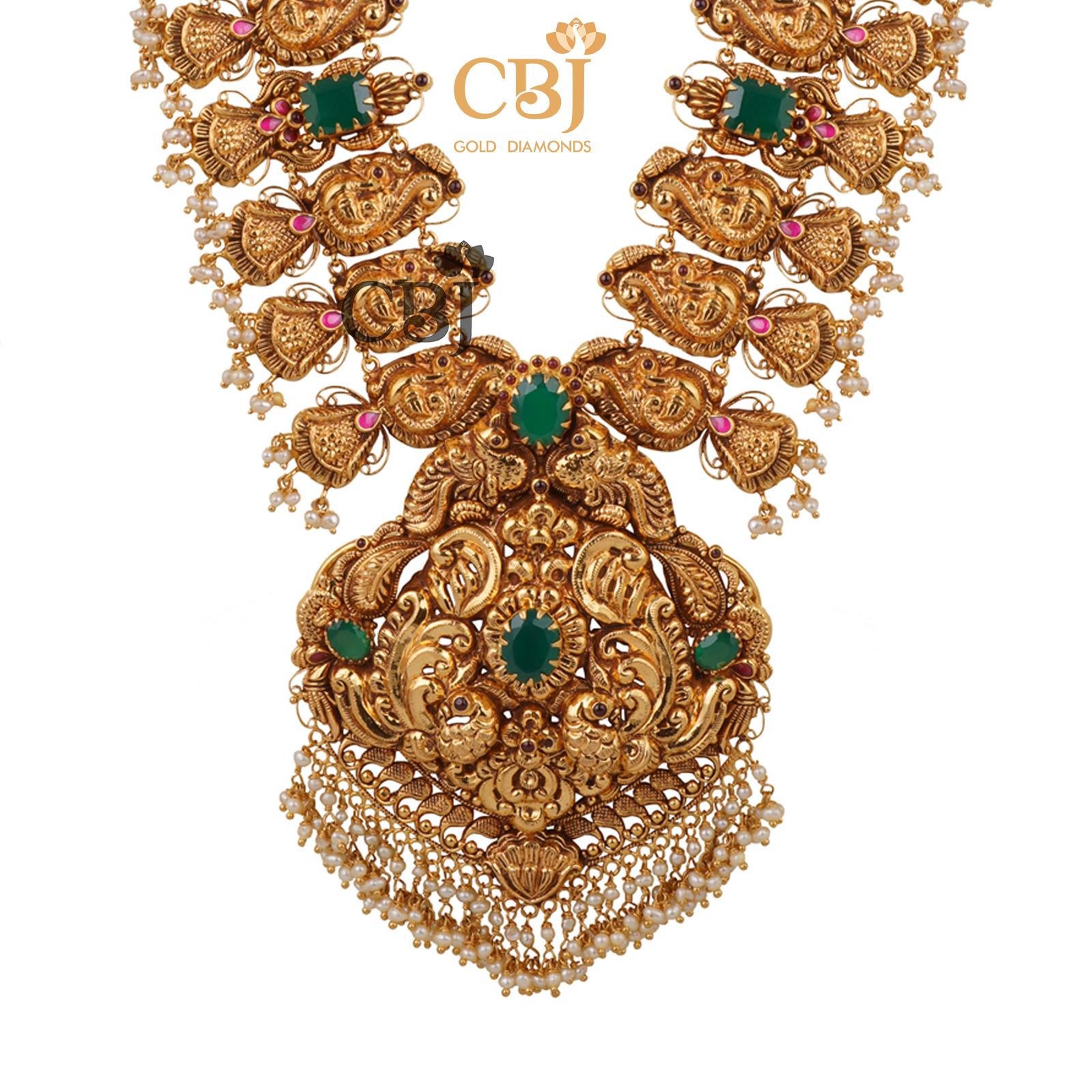 Nakashi haram featuring emeralds