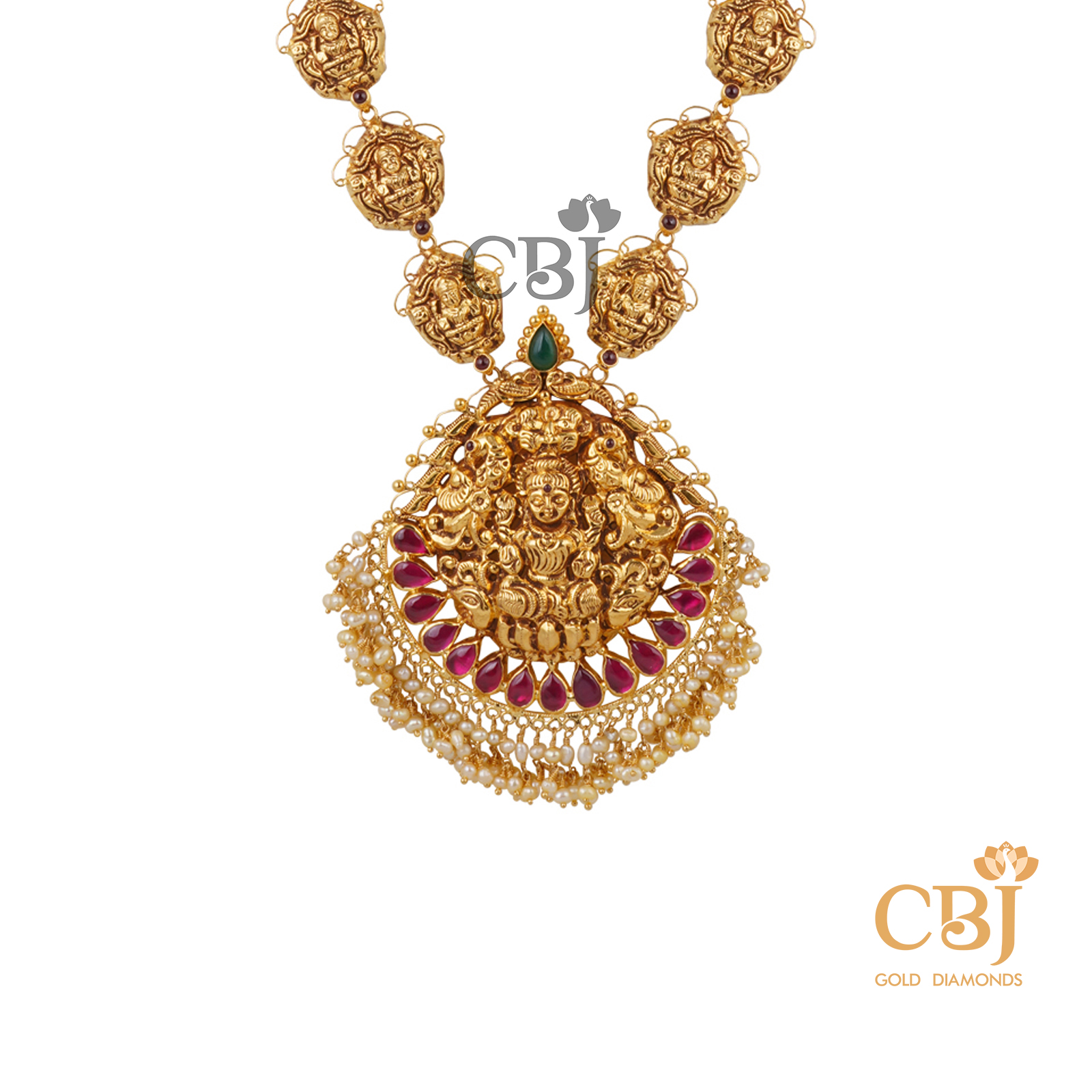 A light weight nakashi haram featuring rubies and micro-pearls.