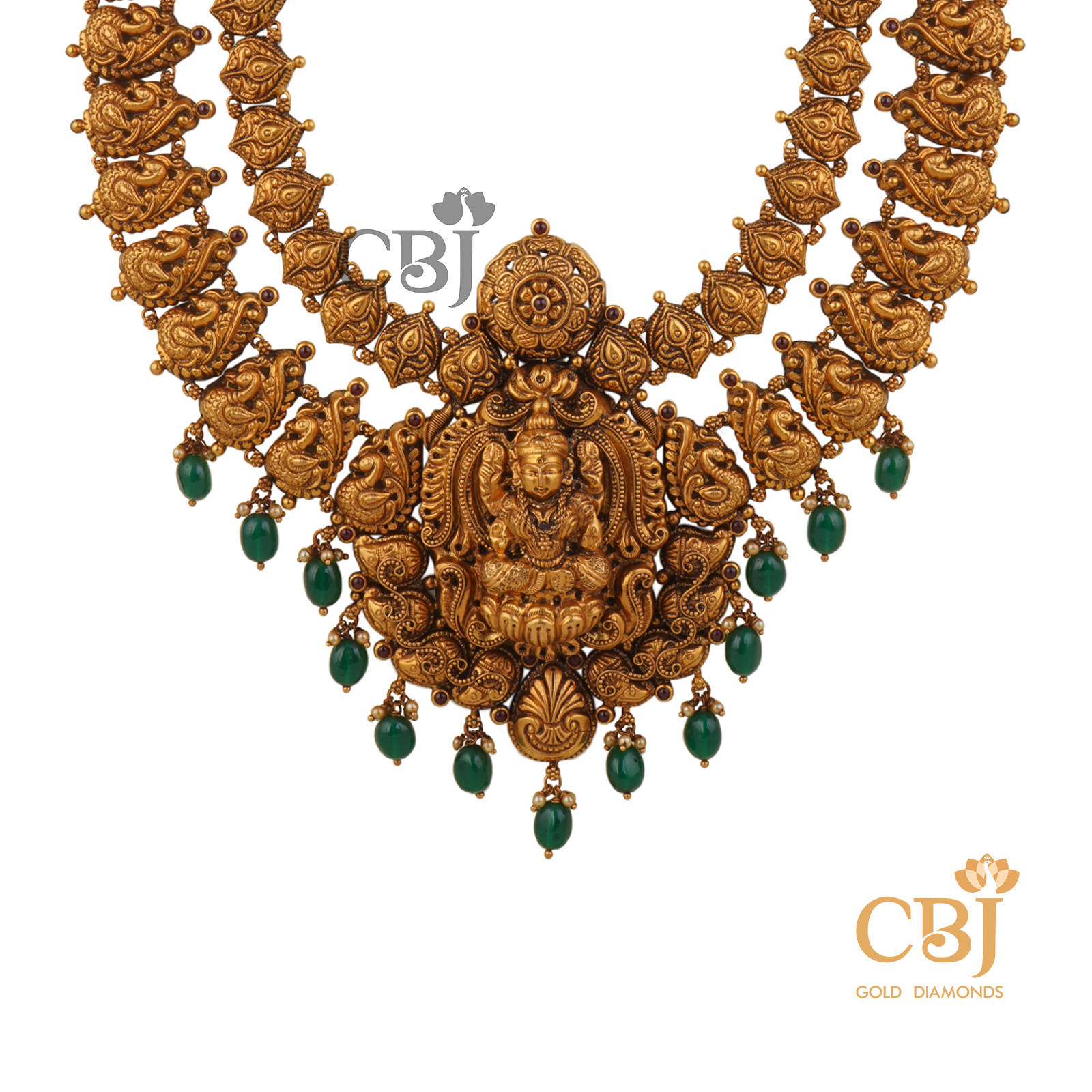 A 2-step deep nakas haram with emerald drops.