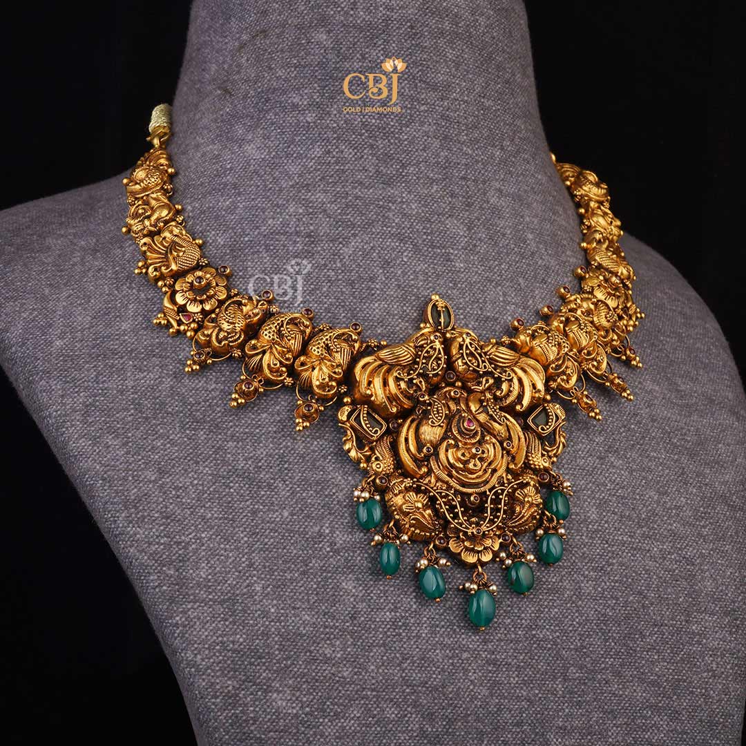 Captivating Heritage: Antique Short Nakashi Necklace with Delicate Emerald Drops and Peacock Motifs